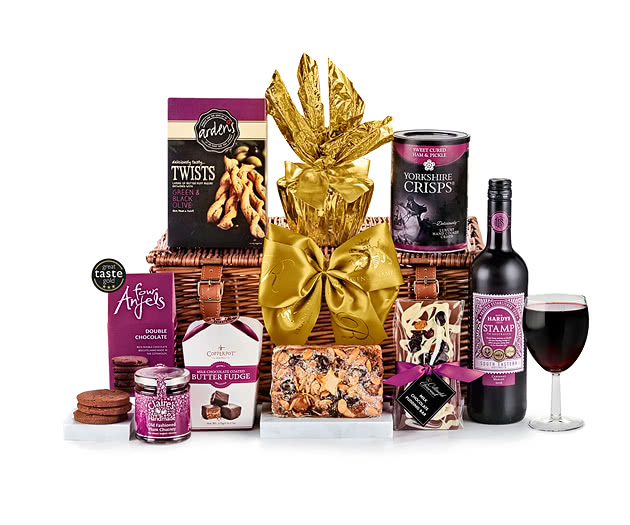 Housewarming Chalford Hamper With Red Wine